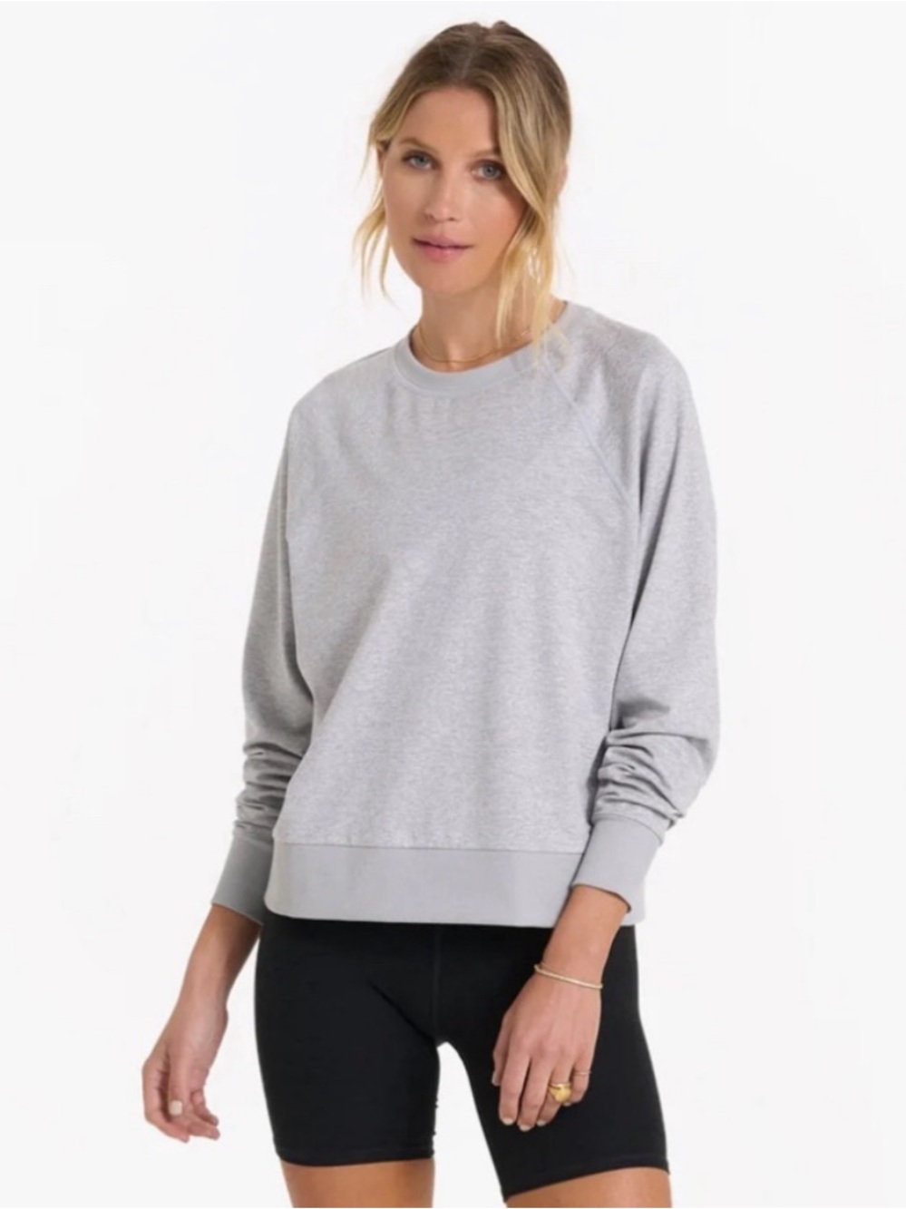 Vuori Grey Long Sleeve Crew Sweatshirt